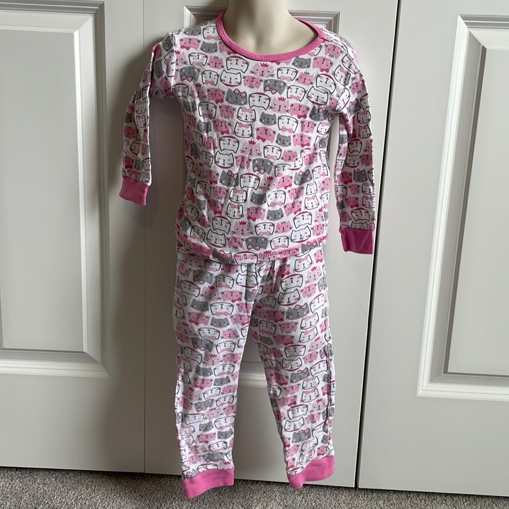 5/$20 🐈‍⬛ Cat Pajama Set 🐈‍⬛